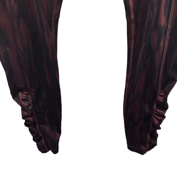 Lululemon Speed Tight IV Painted Animal Bordeaux Drama Black 6 - Picture 9 of 13